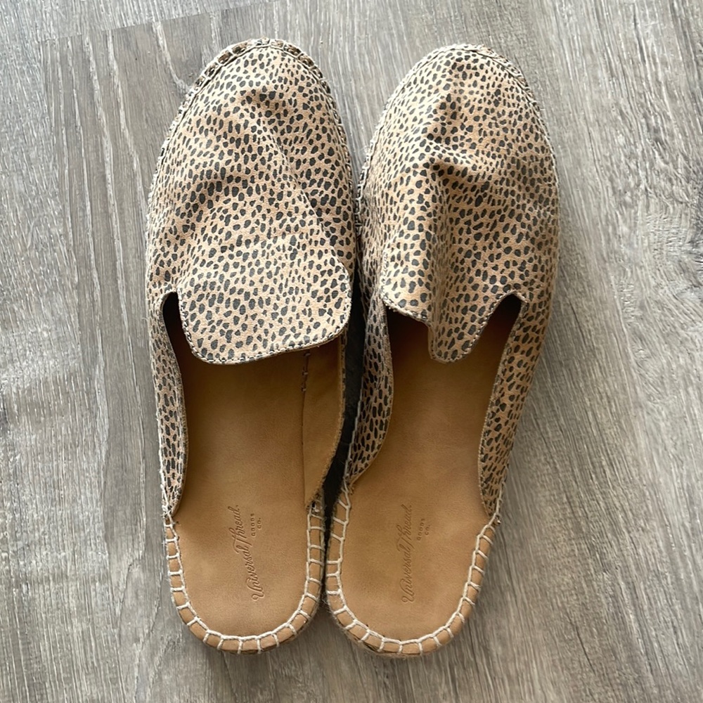 Universal Thread Leopard Print Espadrille Mules - Size 10
